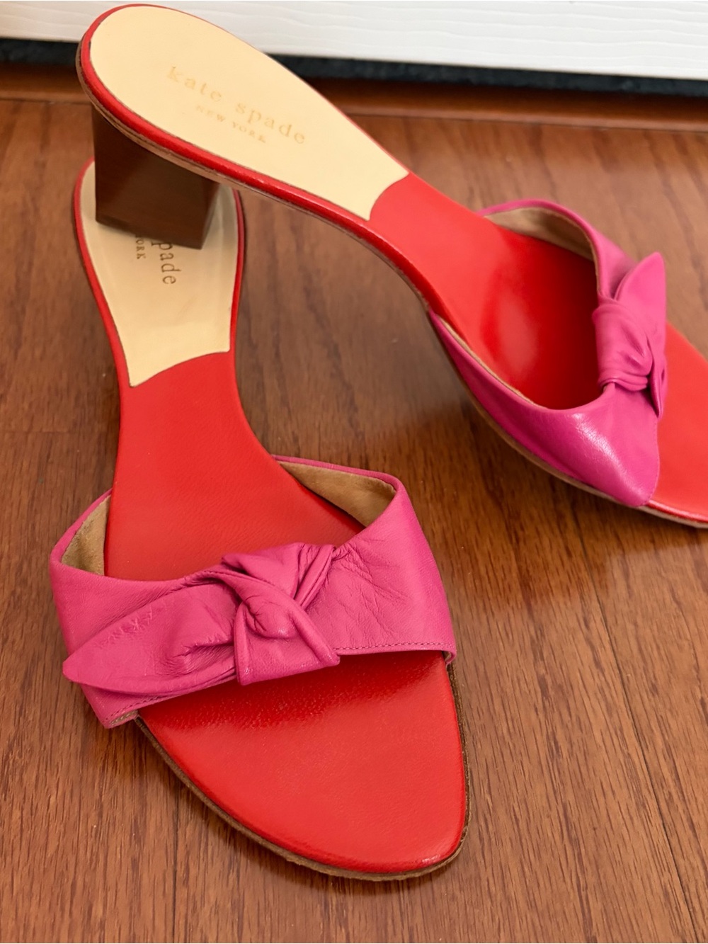 kate spade 8.5 Pink and Red Knotted Slide Mule sandal 2” heel